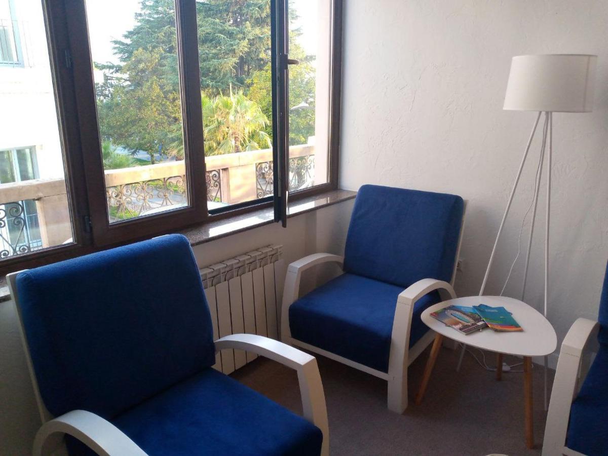 Connect Hotel Bar & Terrace Batumi Eksteriør billede